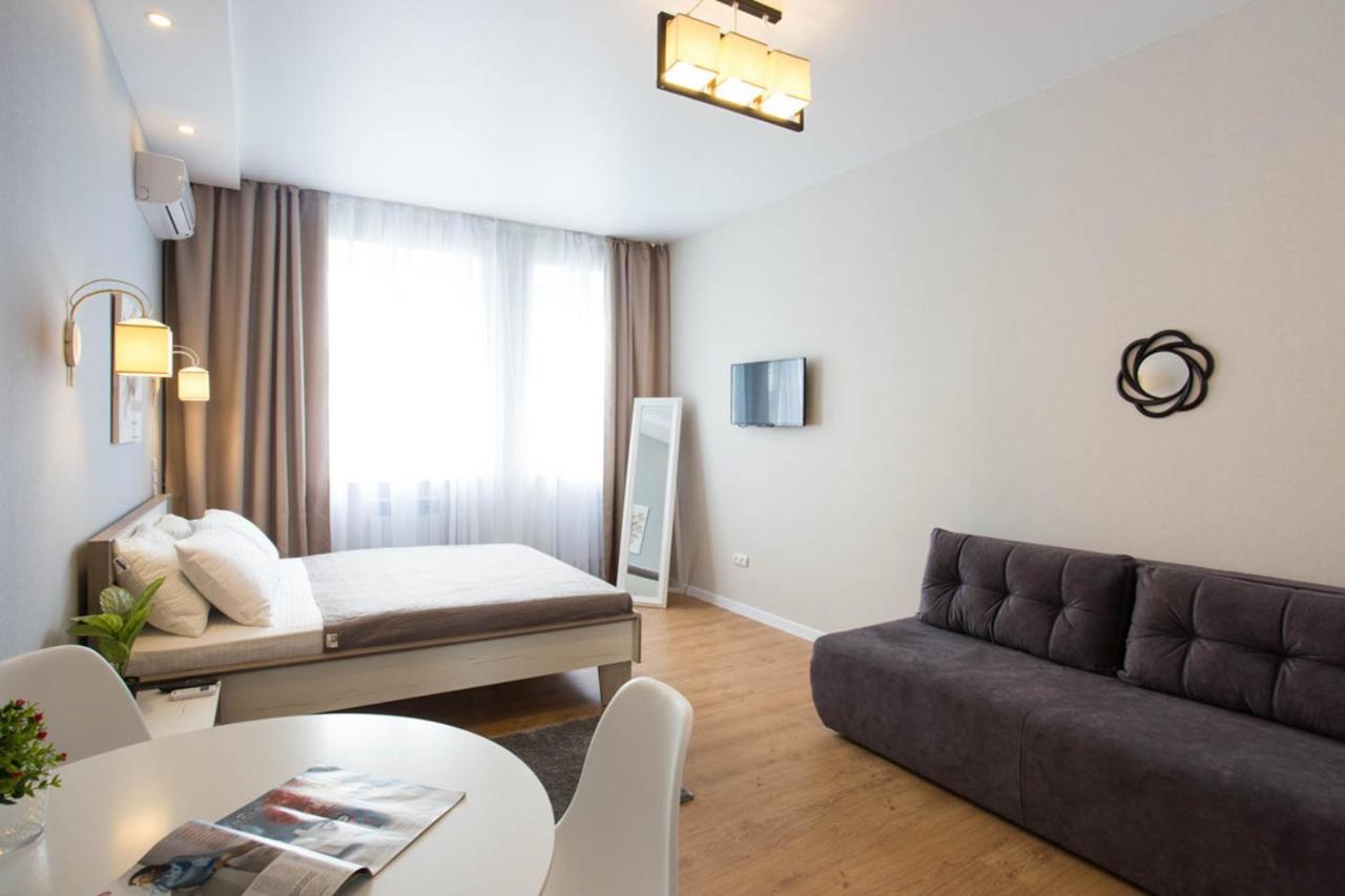 חארקיב Modern Studio Beside Metro Yaroslava Mudroho, Universytet - Chernyshevska Str 95-7 מראה חיצוני תמונה