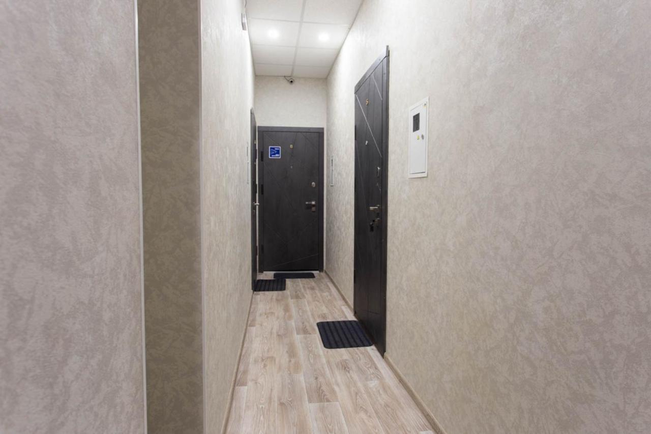 חארקיב Modern Studio Beside Metro Yaroslava Mudroho, Universytet - Chernyshevska Str 95-7 מראה חיצוני תמונה