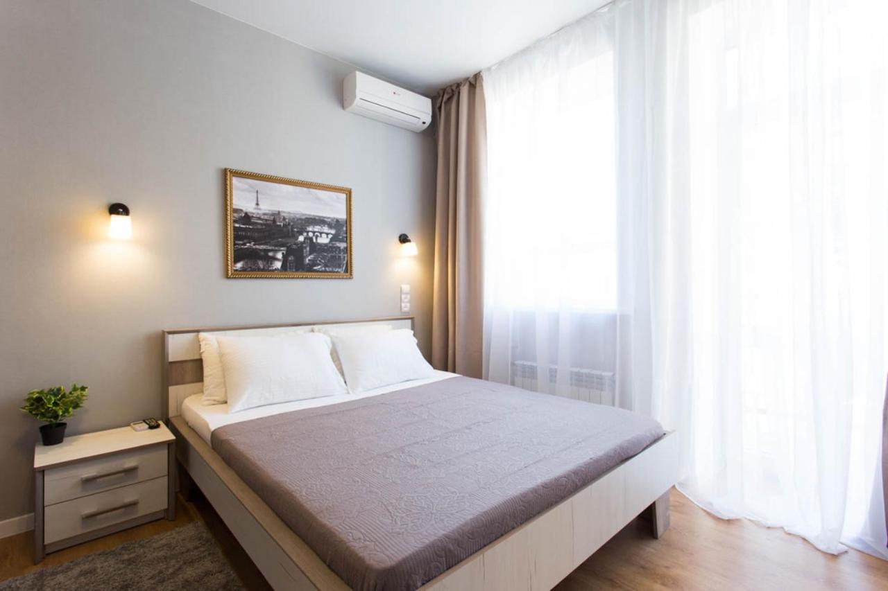 חארקיב Modern Studio Beside Metro Yaroslava Mudroho, Universytet - Chernyshevska Str 95-7 מראה חיצוני תמונה