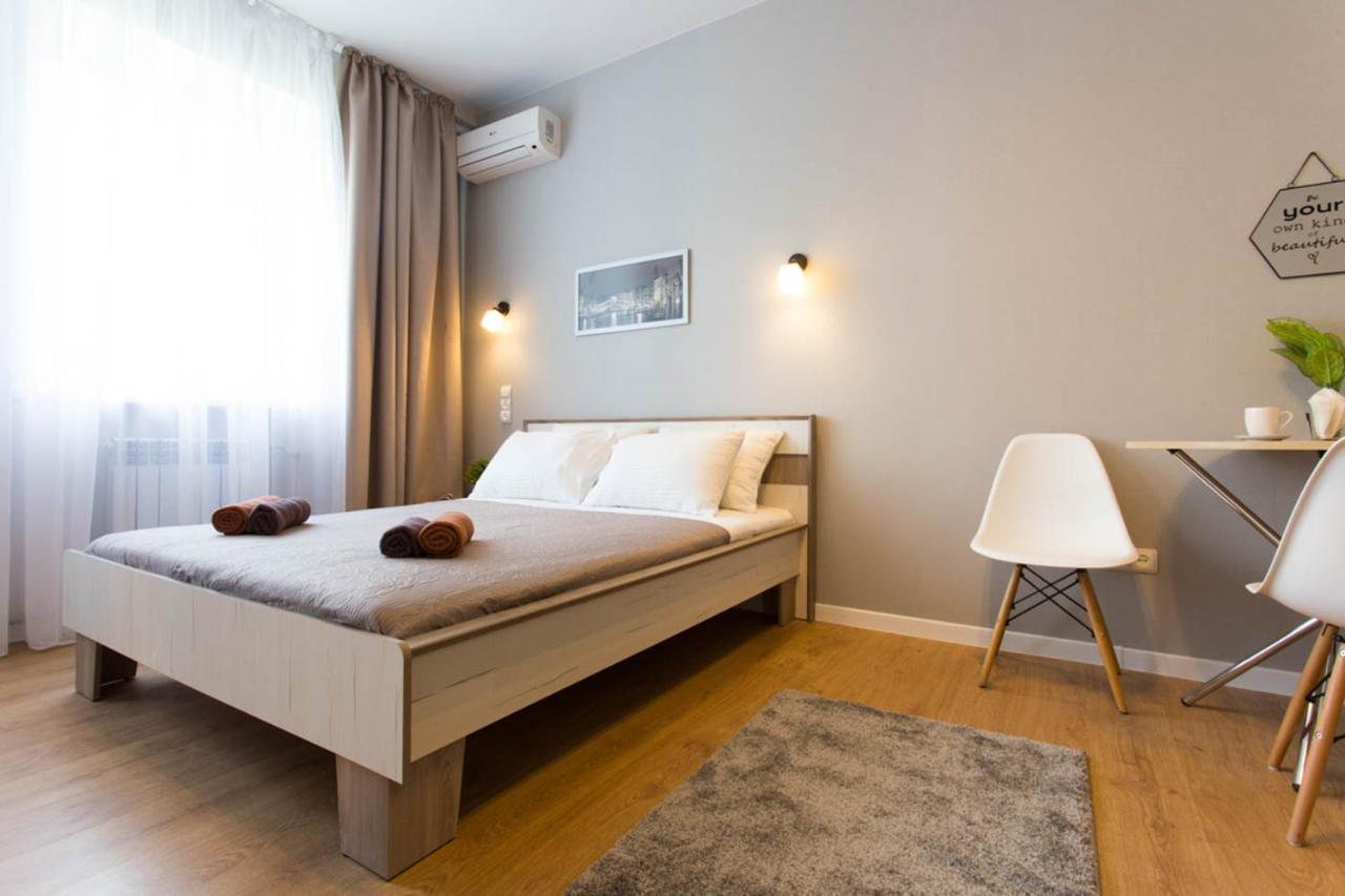חארקיב Modern Studio Beside Metro Yaroslava Mudroho, Universytet - Chernyshevska Str 95-7 מראה חיצוני תמונה